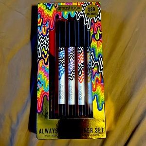 Smashbox eyeliner set